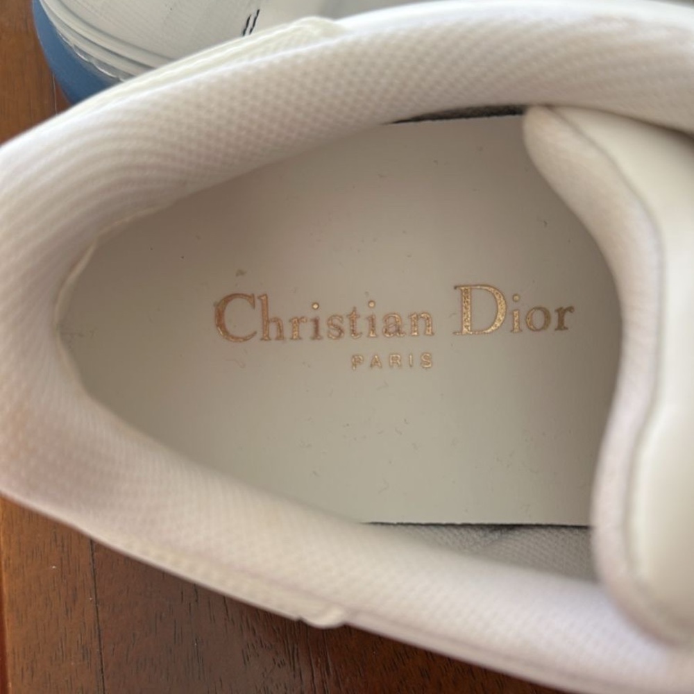 Black Friday until 11/17 Dior White and Blue Sneakers - Picture 3 of 3